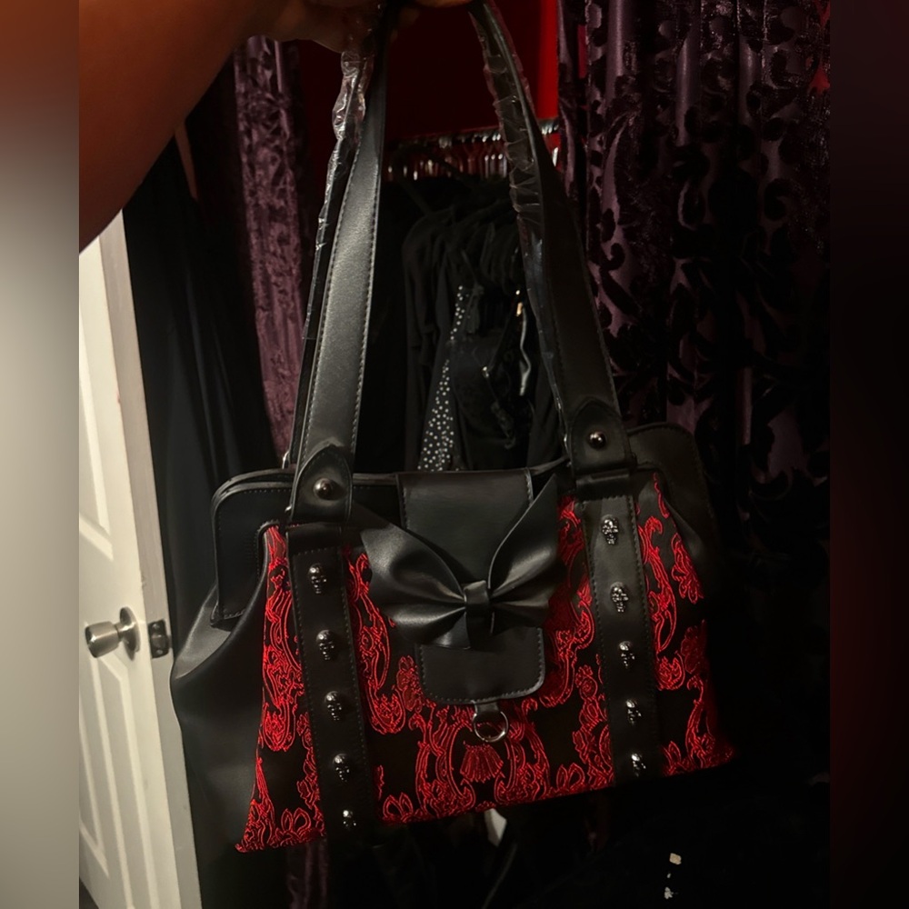 Banning alternative red Victorian purse